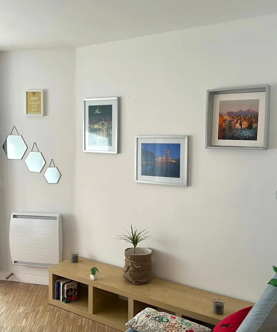 Apartment Flc - Timone Hospital - 2 Bedrooms - Max 6 Guests Marseille France